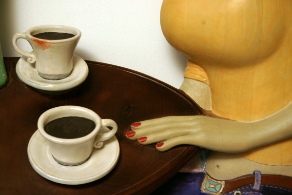 image 23 from galleryGirls drinking coffee